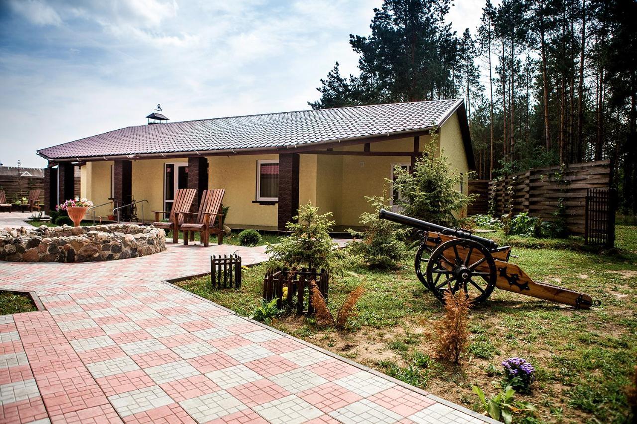 Hotel U Listochka Bereza Exterior foto